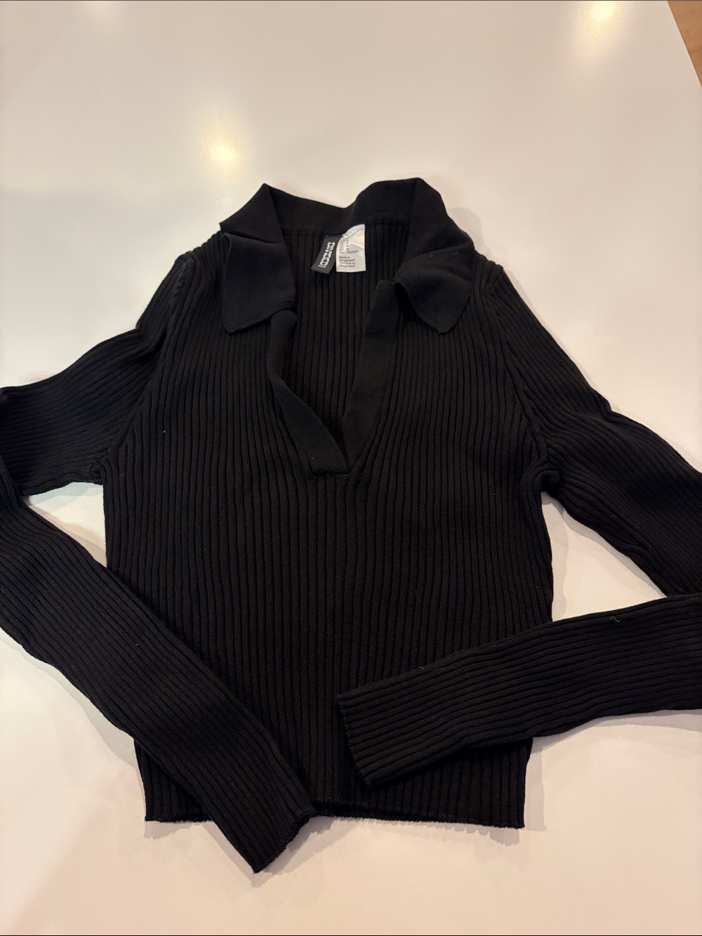 Women’s Ribbed V-Neck Polo Sweater Top - Black
